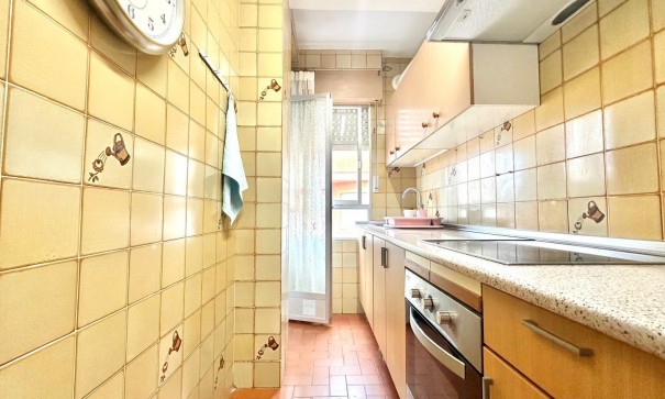 Sale - Apartment Flat -
Torrevieja - Centro