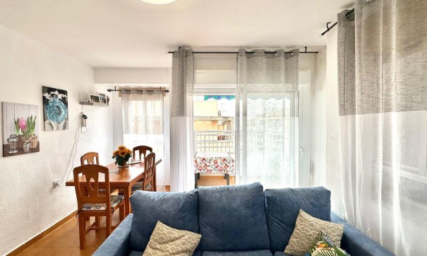 Sale - Apartment Flat -
Torrevieja - Centro