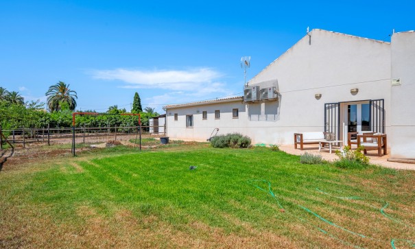 Återförsäljning - Finca lantlig egendom -
Elche - Elche/Elx