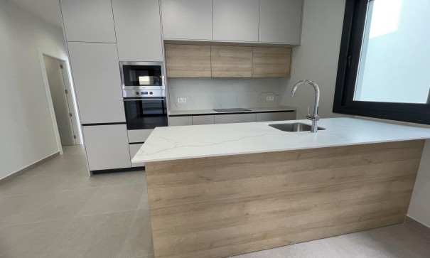 Nybyggd - Fristående villa -
Almoradí - Heredades