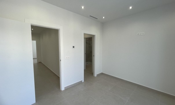 Nybyggd - Fristående villa -
Almoradí - Heredades