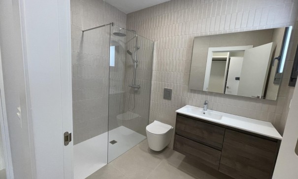 Nybyggd - Fristående villa -
Almoradí - Heredades