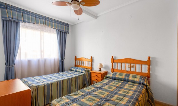 Återförsäljning - Lägenhet lägenhet -
Torrevieja - Playa del cura
