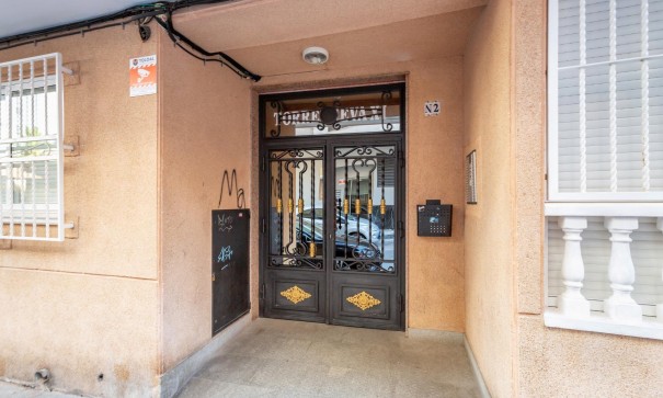 Återförsäljning - Lägenhet lägenhet -
Torrevieja - Playa del cura