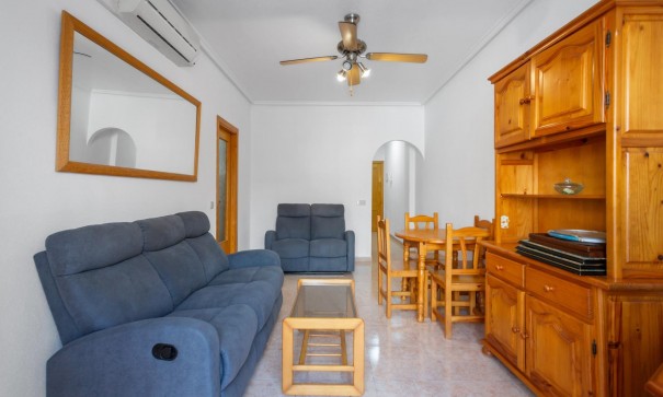 Herverkoop - Apartement Flat -
Torrevieja - Centro