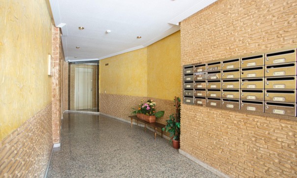 Herverkoop - Apartement Flat -
Torrevieja - Centro