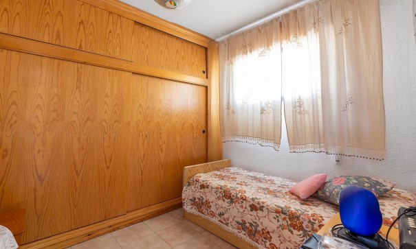 Revente - Appartement -
Torrevieja - La Mata