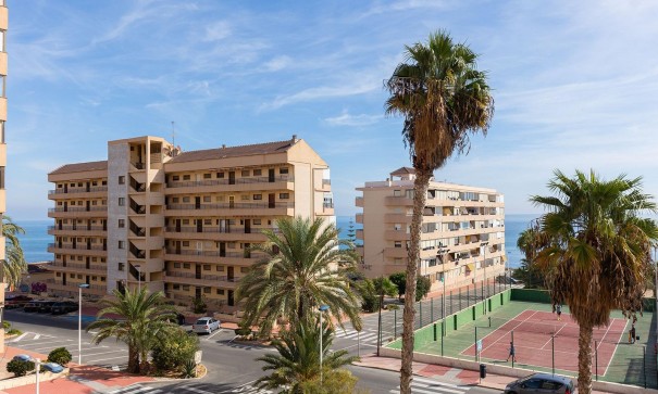 Revente - Appartement -
Torrevieja - La Mata