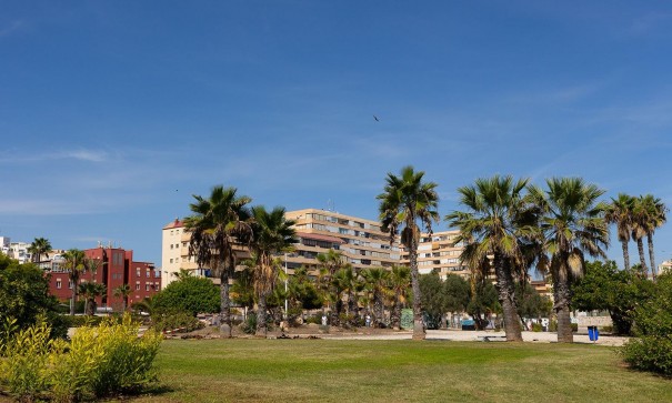 Revente - Appartement -
Torrevieja - La Mata