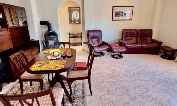 Venta - Chalet Independiente -
Benferri