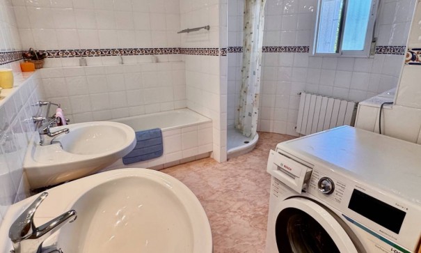 Venta - Chalet Independiente -
Benferri