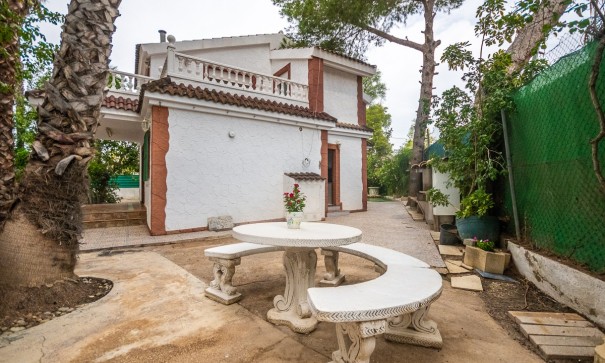 Revente - Maison de ville -
Orihuela