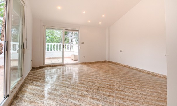 Revente - Maison de ville -
Orihuela