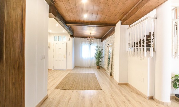 Revente - Maison de ville -
Orihuela