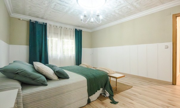 Revente - Maison de ville -
Orihuela