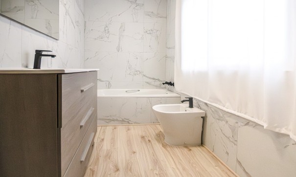 Revente - Maison de ville -
Orihuela