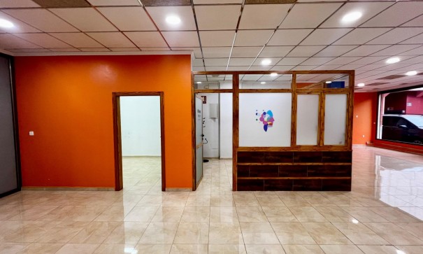 Revente - Commercial -
Beniel