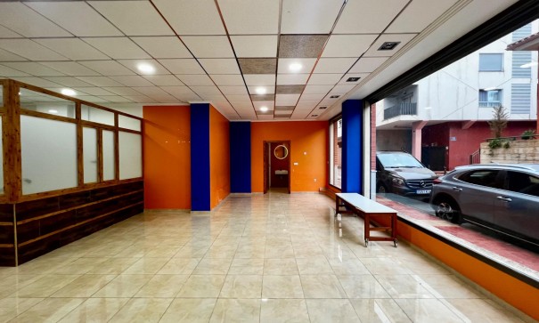 Revente - Commercial -
Beniel