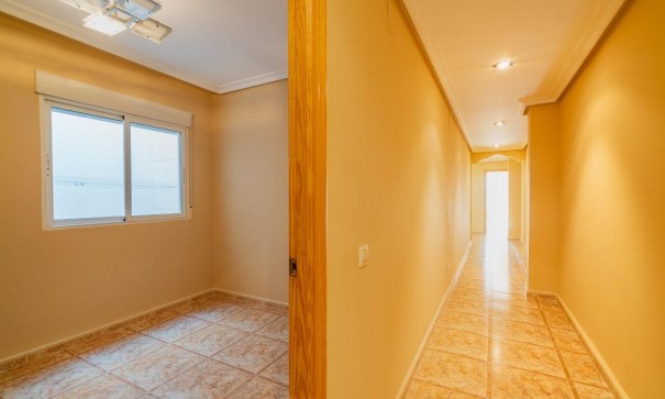 Sprzedaż - Apartament mieszkanie -
Torrevieja - Centro