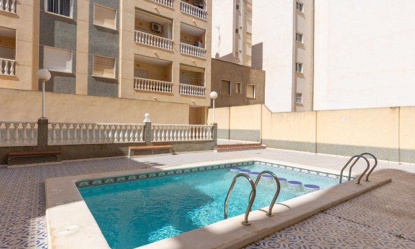 Sale - Apartment Flat -
Torrevieja - Estacion de autobuses