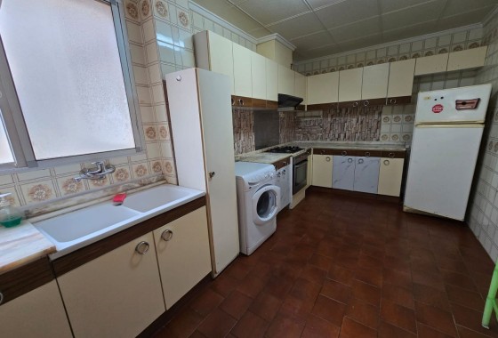 Herverkoop - Apartement Flat -
Salinas