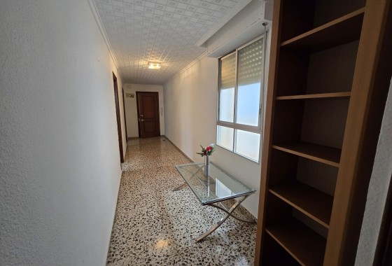 Herverkoop - Apartement Flat -
Salinas