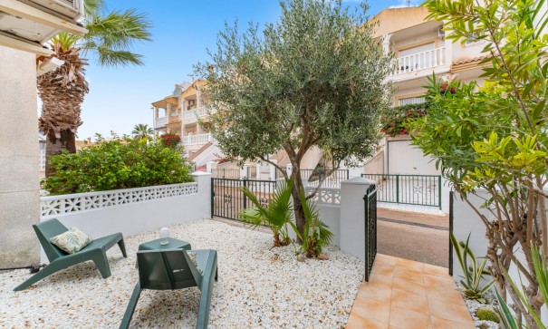 Sale - Apartment Flat -
Orihuela Costa - Villamartin
