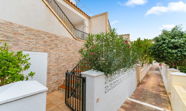 Sale - Apartment Flat -
Orihuela Costa - Villamartin