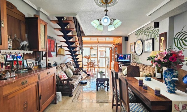 Resale - Wohnung Appartement -
Torrevieja - torrevieja