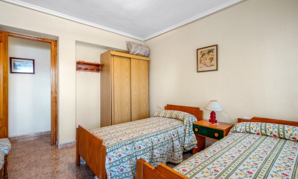 Resale - Wohnung Appartement -
Torrevieja