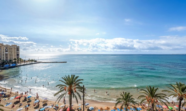 Resale - Wohnung Appartement -
Torrevieja