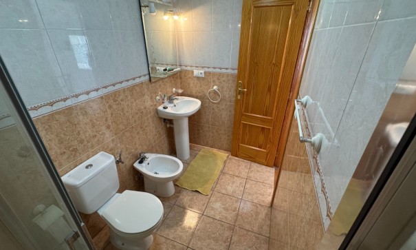 Återförsäljning - Radhus / Radhus -
Catral