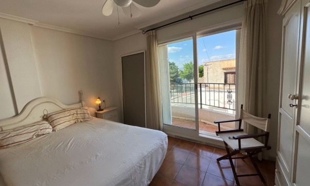 Återförsäljning - Radhus / Radhus -
Catral