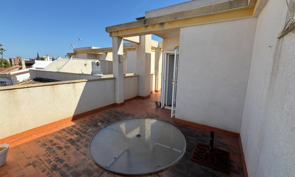 Återförsäljning - Radhus / Radhus -
Catral