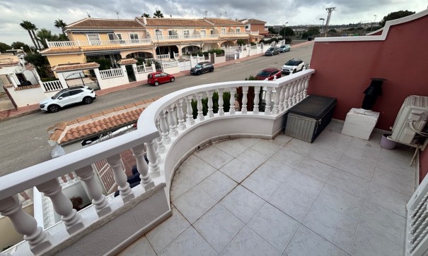 Sale - Town house -
Benijofar - Monte Azul