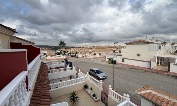 Sale - Town house -
Benijofar - Monte Azul