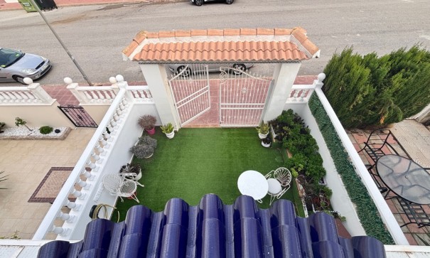 Sale - Town house -
Benijofar - Monte Azul