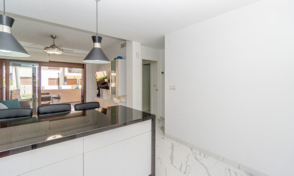 Resale - Wohnung Appartement -
Mil Palmeras - Beach