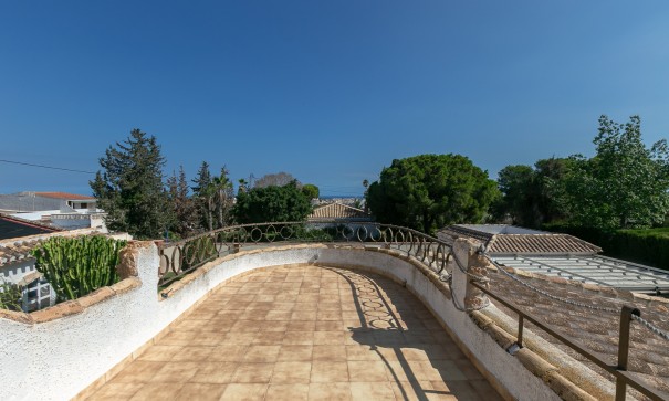 Sale - Detached Villa -
Campoamor - Lomas de Don Juan