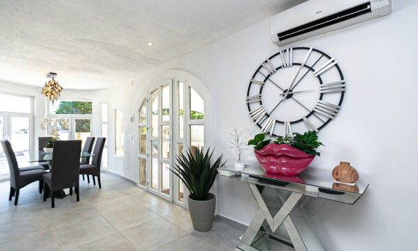 Sale - Detached Villa -
Campoamor - Lomas de Don Juan