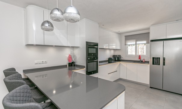 Sale - Detached Villa -
Campoamor - Lomas de Don Juan