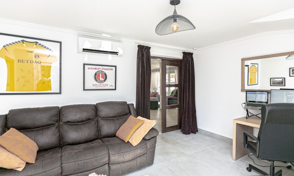 Sale - Detached Villa -
Campoamor - Lomas de Don Juan