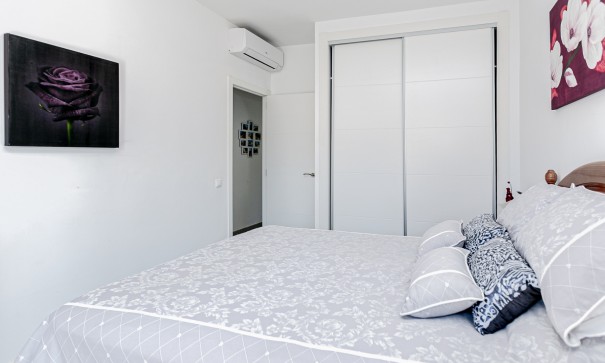 Sale - Detached Villa -
Campoamor - Lomas de Don Juan