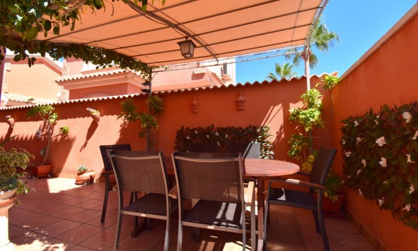 Sale - Detached Villa -
Orihuela Costa - Playa Flamenca