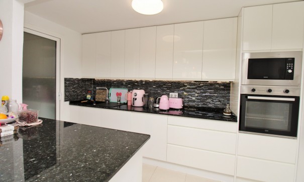 Videresalg - Lejlighed lejlighed -
Playa Flamenca