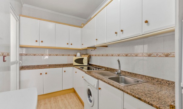 Sale - Apartment Flat -
Torrevieja - Estacion de autobuses