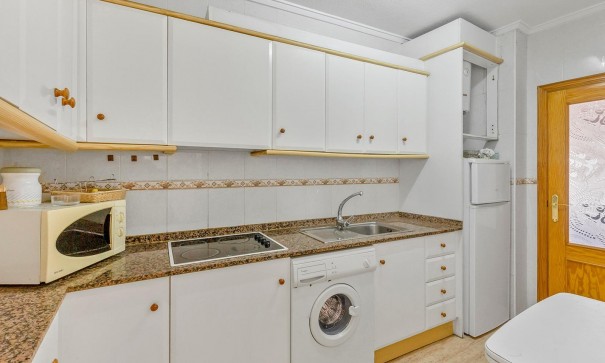 Sale - Apartment Flat -
Torrevieja - Estacion de autobuses