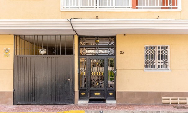 Sale - Apartment Flat -
Torrevieja - Estacion de autobuses