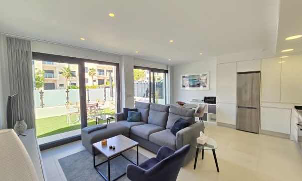 Sale - Detached Villa -
Pilar de la Horadada - Lo Romero Golf