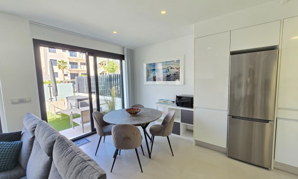 Sale - Detached Villa -
Pilar de la Horadada - Lo Romero Golf